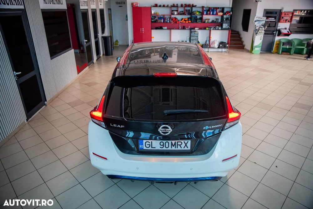 Nissan LEAF 40 kWh Tekna - 18