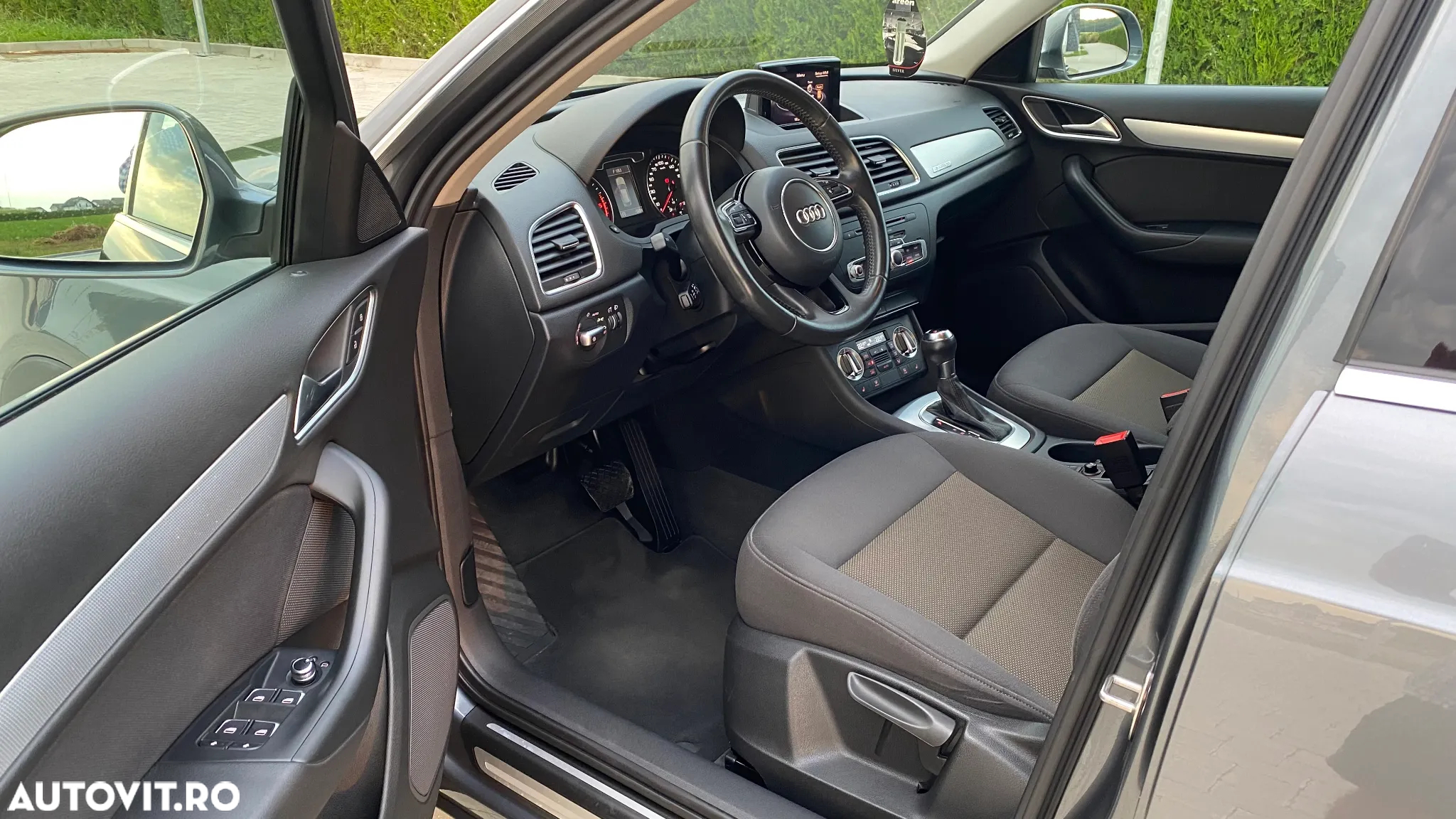 Audi Q3 2.0 TDI Quattro S-Tronic - 2