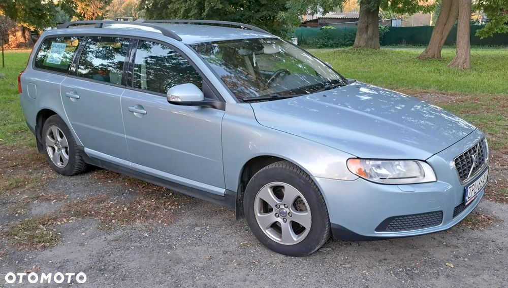 Volvo V70 2.0 Kinetic - 2