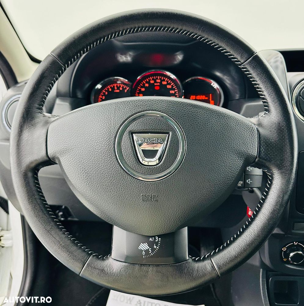 Dacia Duster dCi 110 FAP 4x2 Urban Explorer - 21