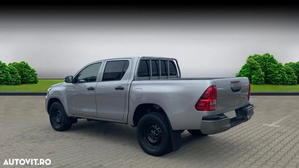 Toyota Hilux 2.4D 150CP 4x4 Double Cab 6MT Comfort - 2