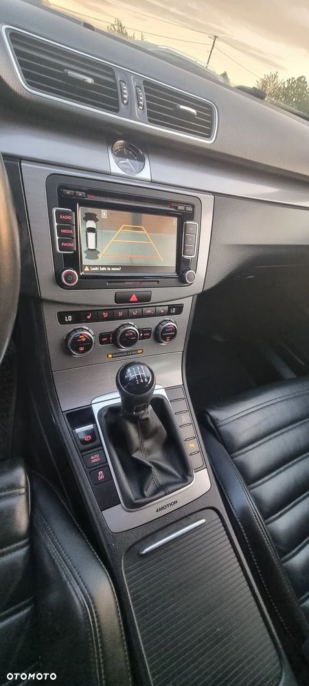 Volkswagen Passat 2.0 TDI 4Mot Highline - 6