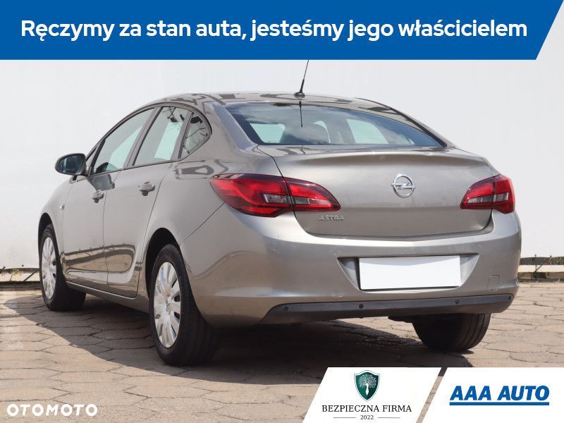 Opel Astra - 6