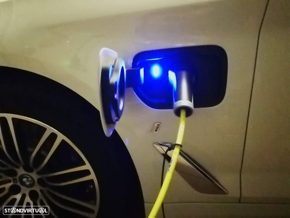 BMW 530 e iPerformance Line Luxury - 4