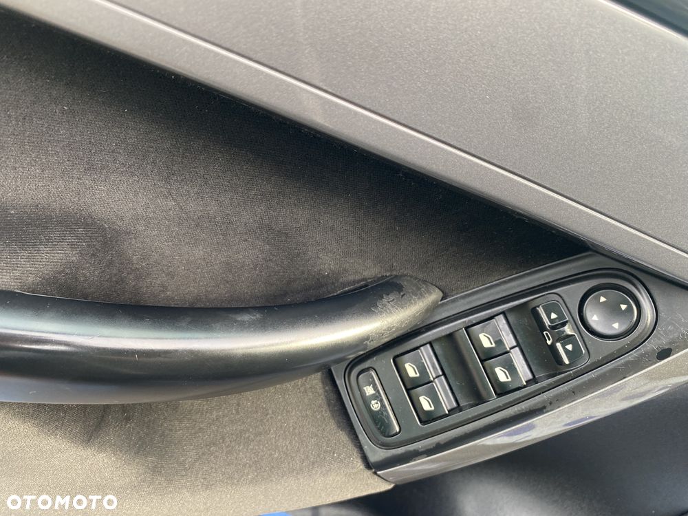 Citroën C4 Grand Picasso 1.8 16V Tendance - 17