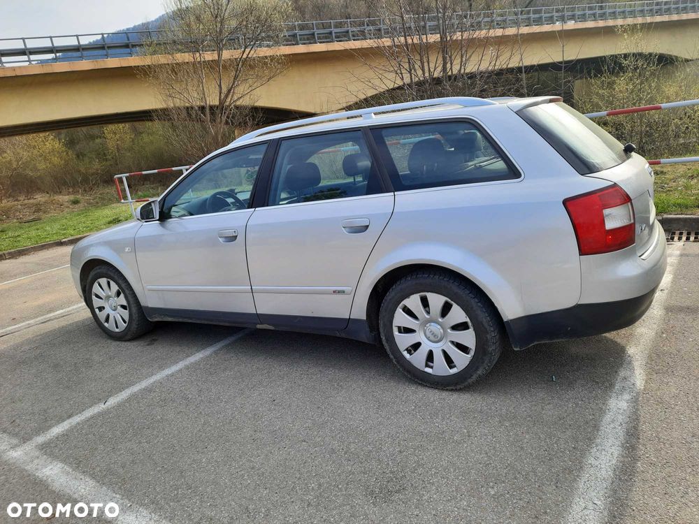 Audi A4 Avant - 6