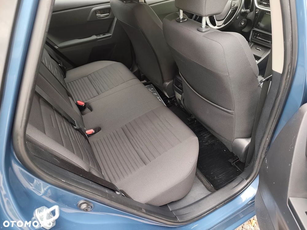 Toyota Auris 1.6 Active - 28