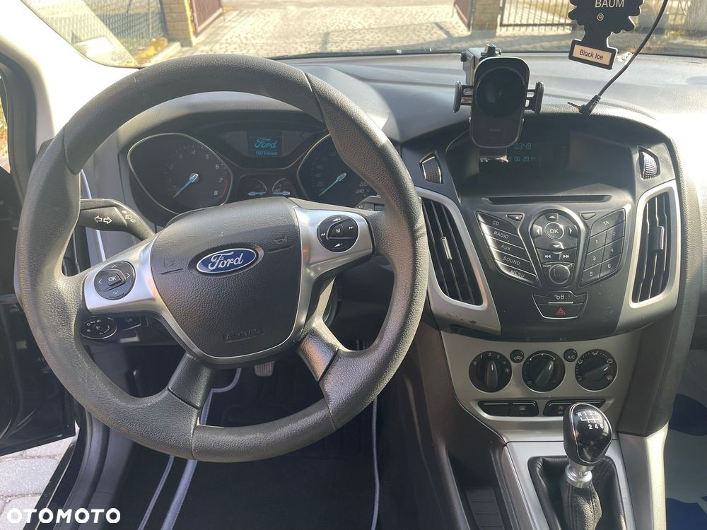Ford Focus - 17