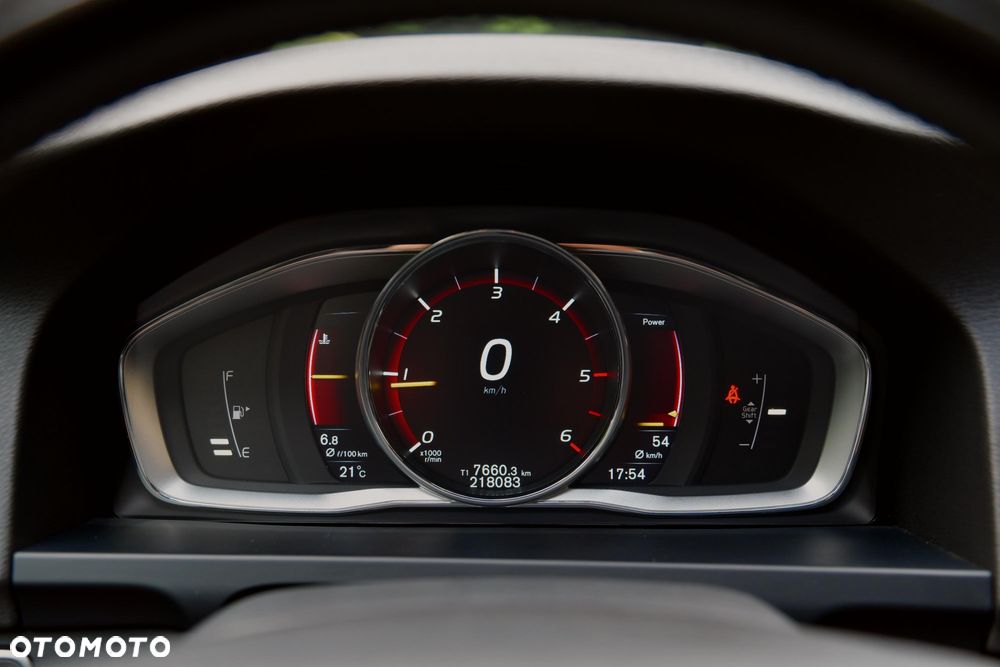 Volvo S60 D3 Drive-E R-Design Momentum - 17