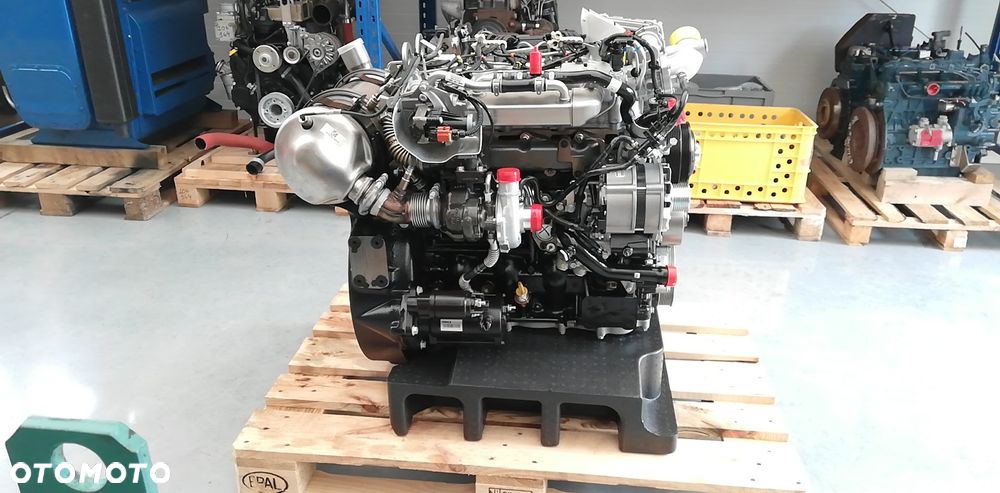 SILNIK PERKINS 854E-E43T CAT C3.4B 31000 netto - 8