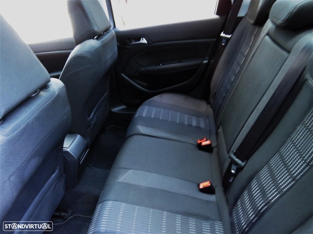 Peugeot 308 SW 1.6 e-HDi Allure J17 - 15