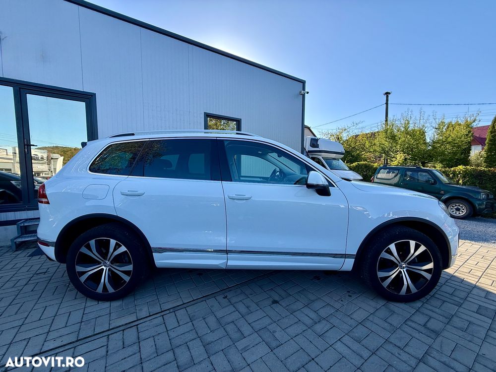 Volkswagen Touareg V6 TDI BMT Supreme Plus - 11