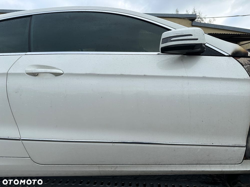 Mercedes E250 coupe 2014r karoseria dokumenty dowód zarejestrowana w PL c 207 drzwi klapa błotnik szyba - 9