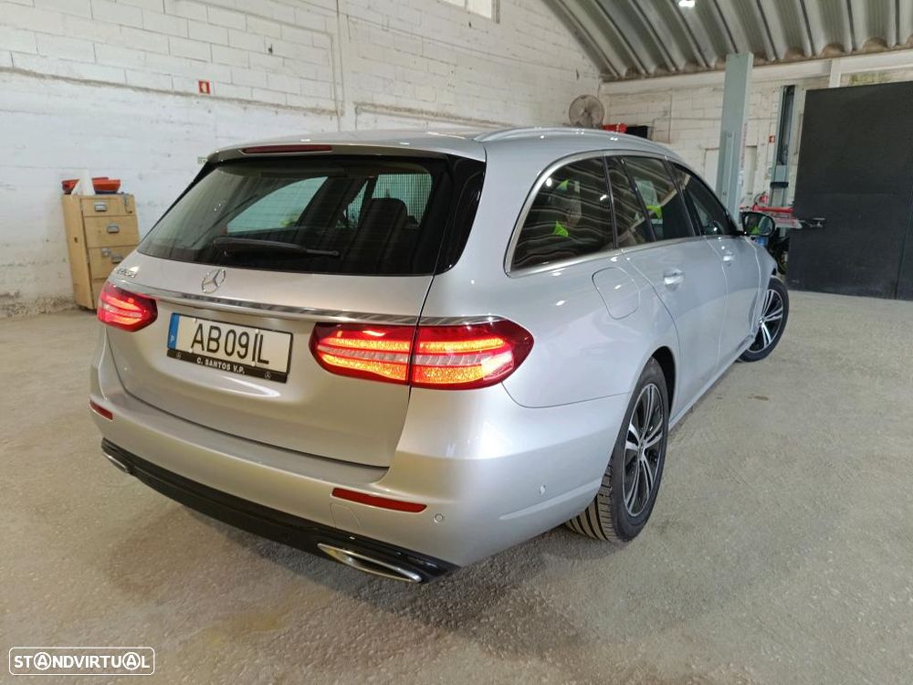 Mercedes-Benz E 220 d Avantgarde - 4