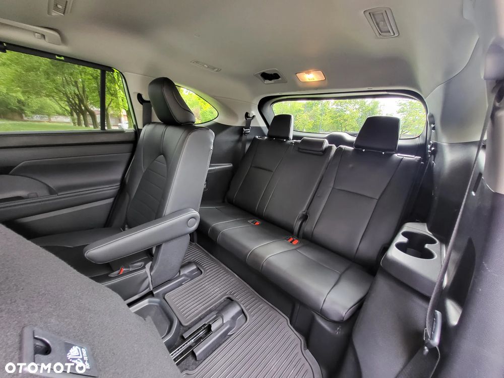 Toyota Highlander - 26