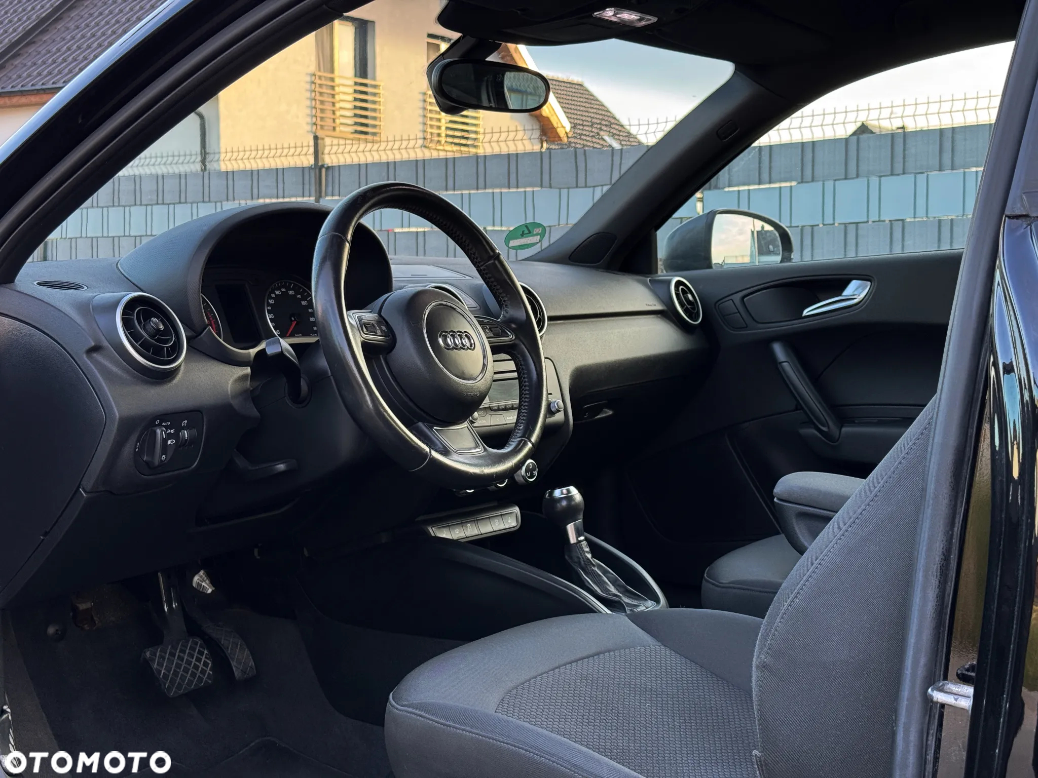 Audi A1 1.6 TDI S tronic Attraction - 27