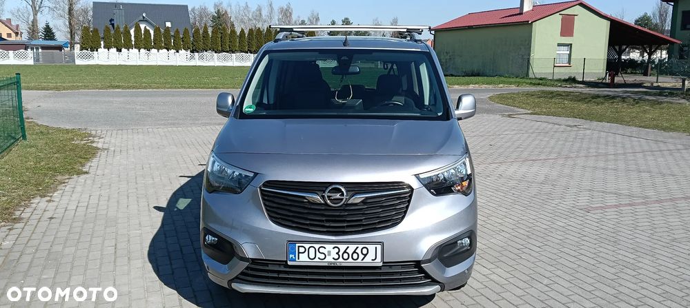 Opel Combo 1.5 D Start/Stop Elegance - 2