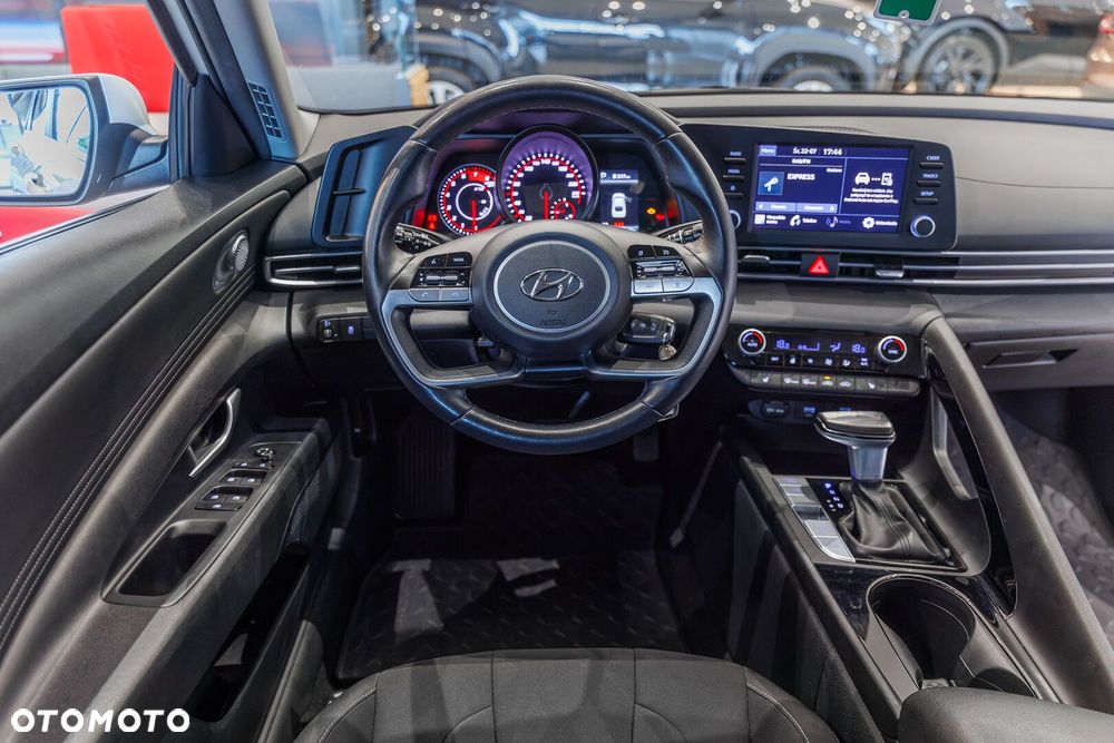 Hyundai Elantra 1.6 Modern - 8