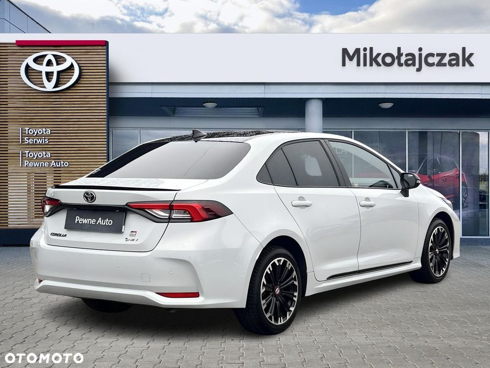 Toyota Corolla 1.8 Hybrid GR Sport - 6