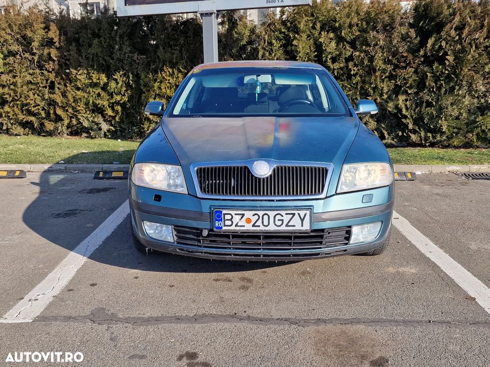 Skoda Octavia 1.6 FSI Ambiente - 3