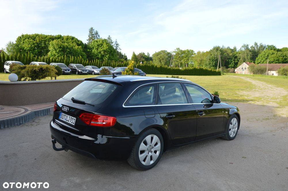 Audi A4 Avant 2.0 TDI - 17