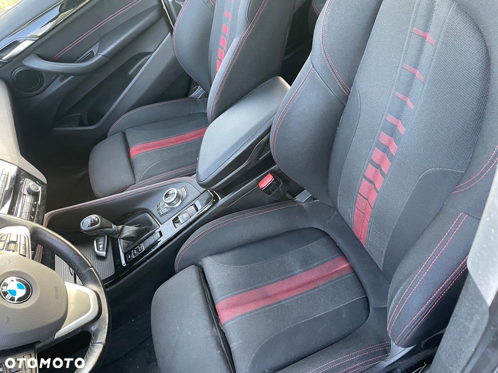 BMW X1 sDrive18d Advantage - 11