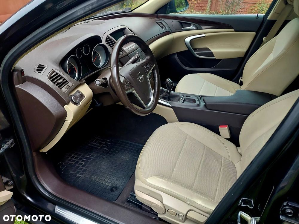 Opel Insignia 2.0 CDTI Cosmo - 11