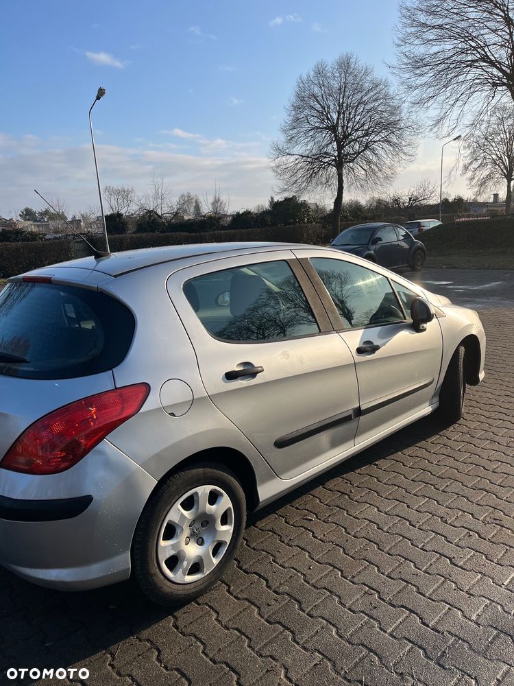Peugeot 308 1.6 HDi Premium - 3