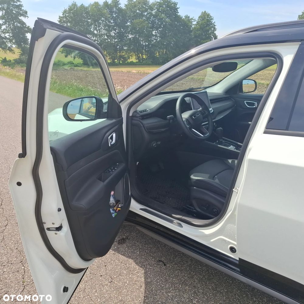 Jeep Compass - 26