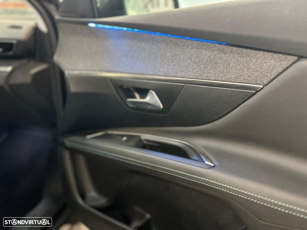 Peugeot 3008 1.6 Hybrid Allure Pack e-EAT8 - 9