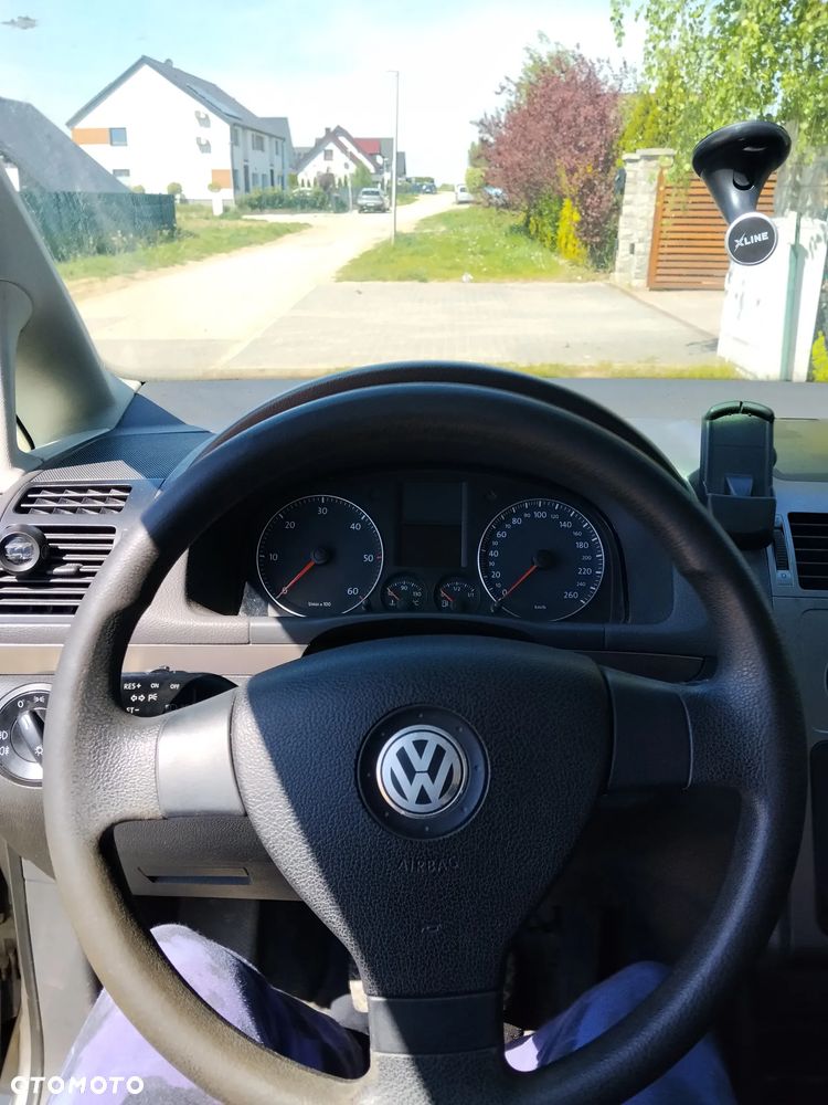 Volkswagen Touran 2.0 TDI Trendline - 15