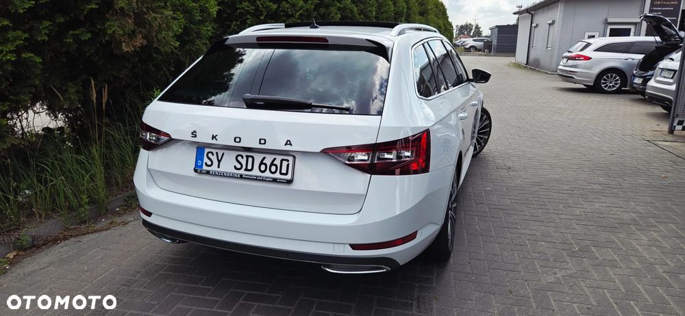 Skoda Superb Combi 2.0 TDI DSG L&K - 10