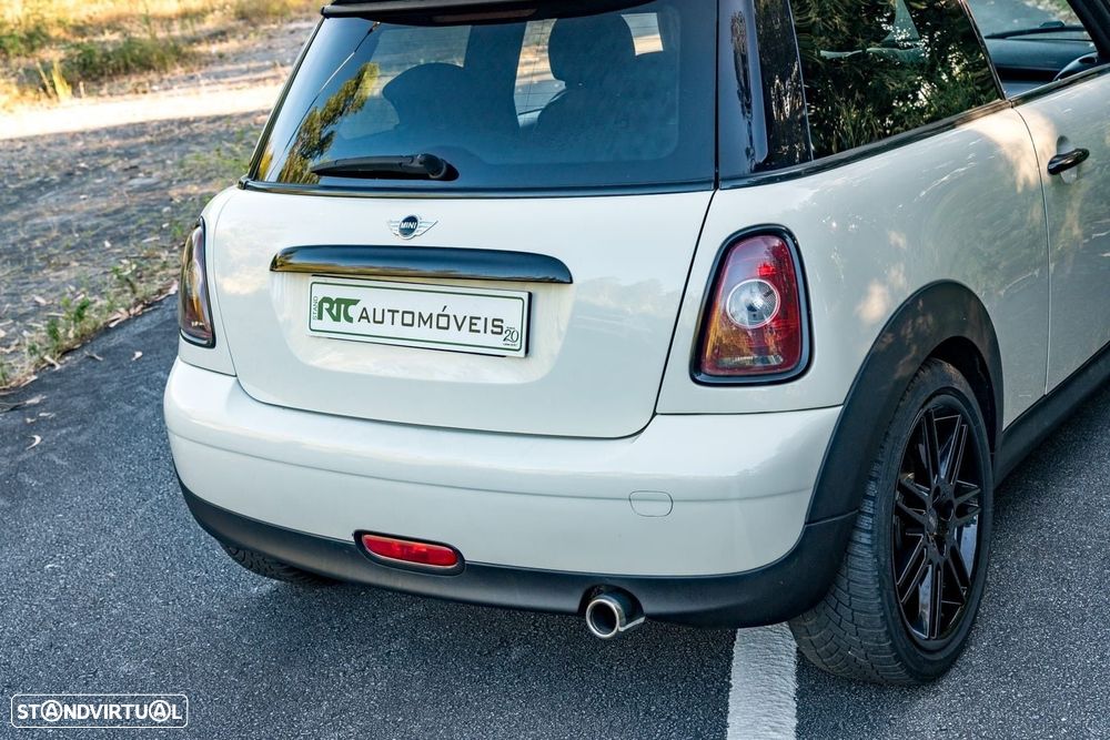 MINI 3 Portas Cooper D - 14