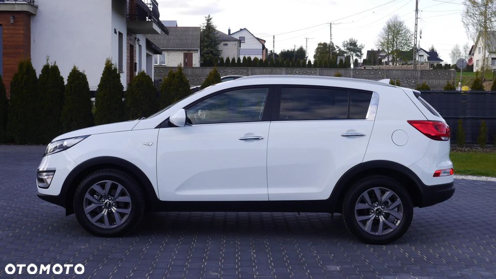 Kia Sportage 1.7 CRDI 2WD Dream-Team Edition - 8