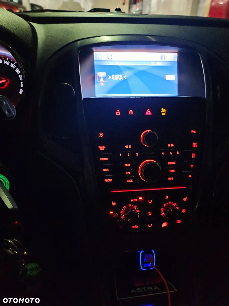 Opel Astra - 16
