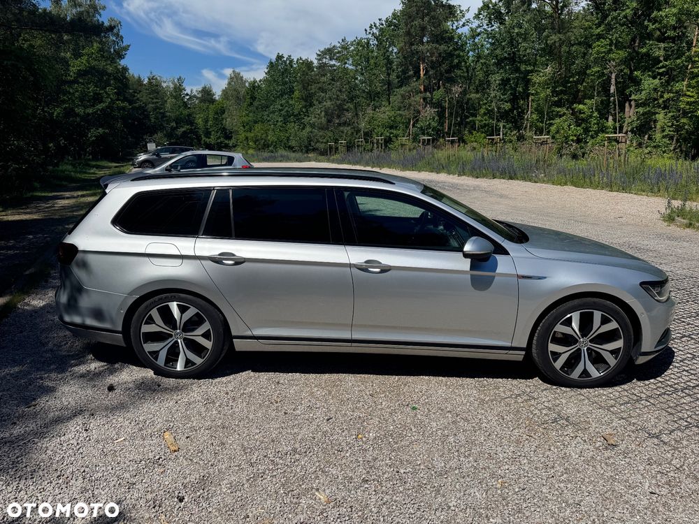 Volkswagen Passat 2.0 TDI Bi-Turbo BMT 4Mot Highline DSG - 4