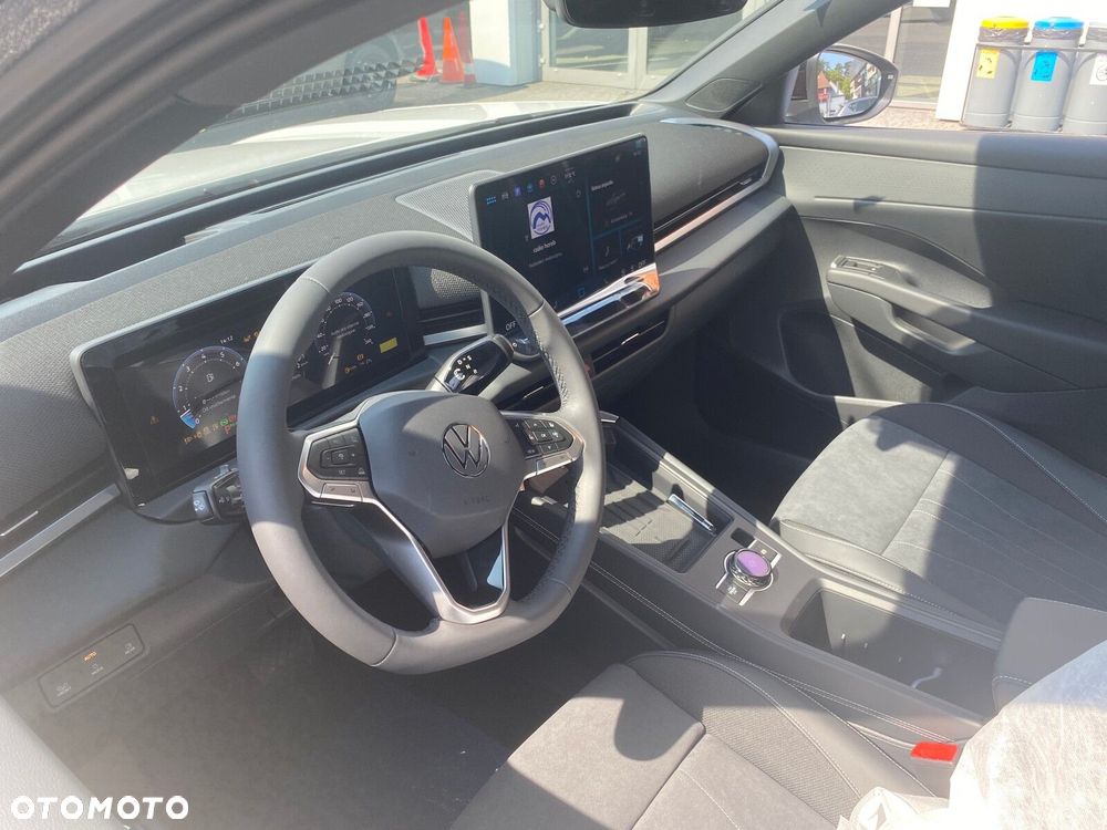 Volkswagen T-Roc 1.5 TSI Style DSG - 14