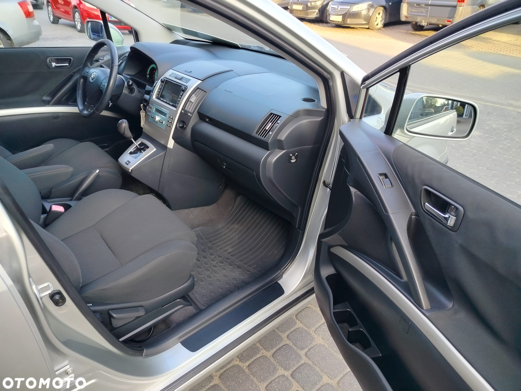 Toyota Corolla 1.8 LE - 24