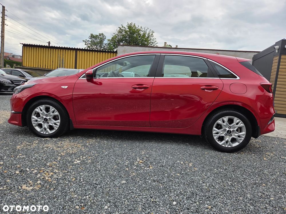 Kia Ceed 1.5 T-GDI M - 6