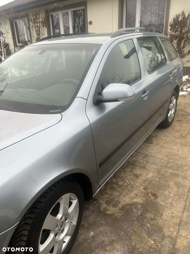 Skoda Octavia - 2