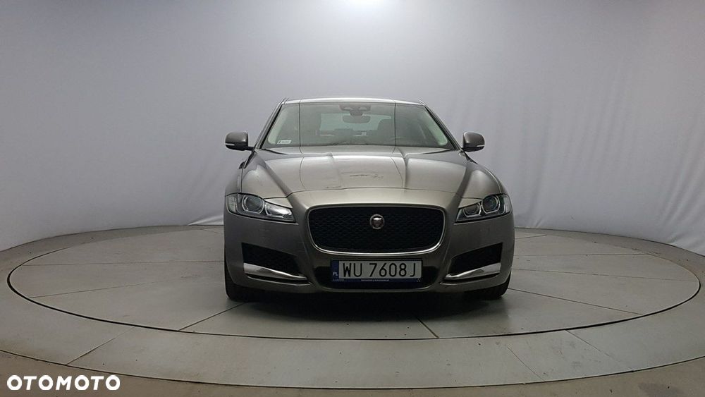 Jaguar XF - 2
