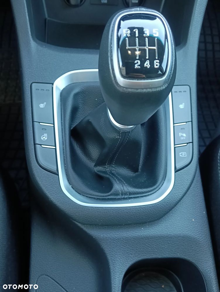 Hyundai i30 - 16