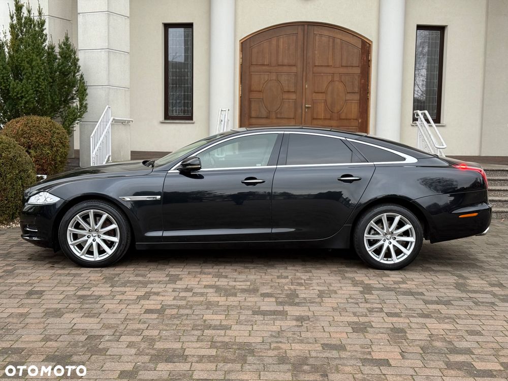 Jaguar XJ 3.0 D V6 Premium Luxury - 5