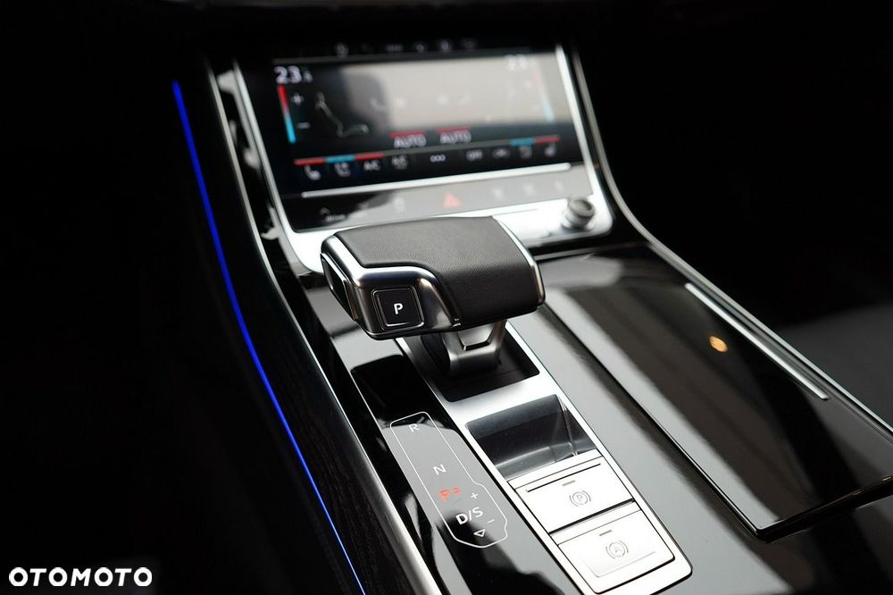 Audi A8 - 19