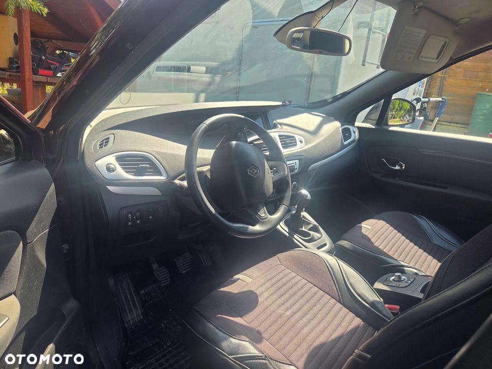 Renault Scenic 1.5 dCi Emotion - 7