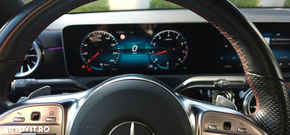 Mercedes-Benz CLA 220 Shooting Brake 7G-DCT AMG Line - 23