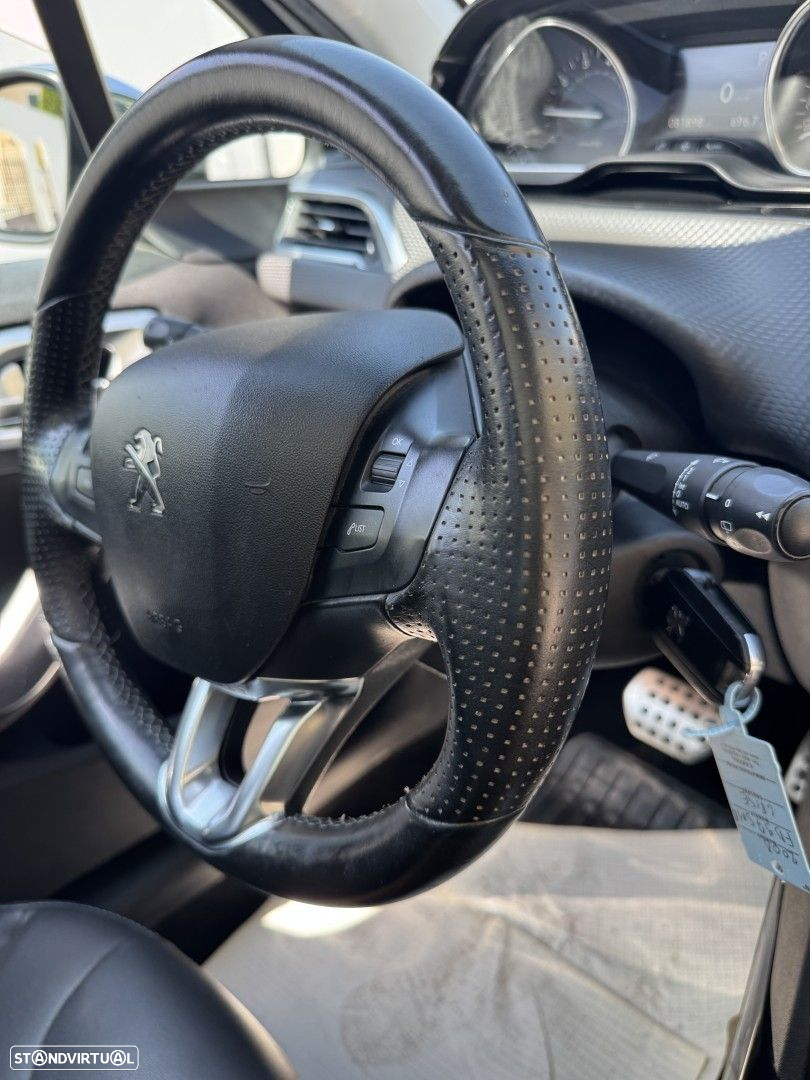 Peugeot 2008 1.2 PureTech Crossway EAT6 - 13