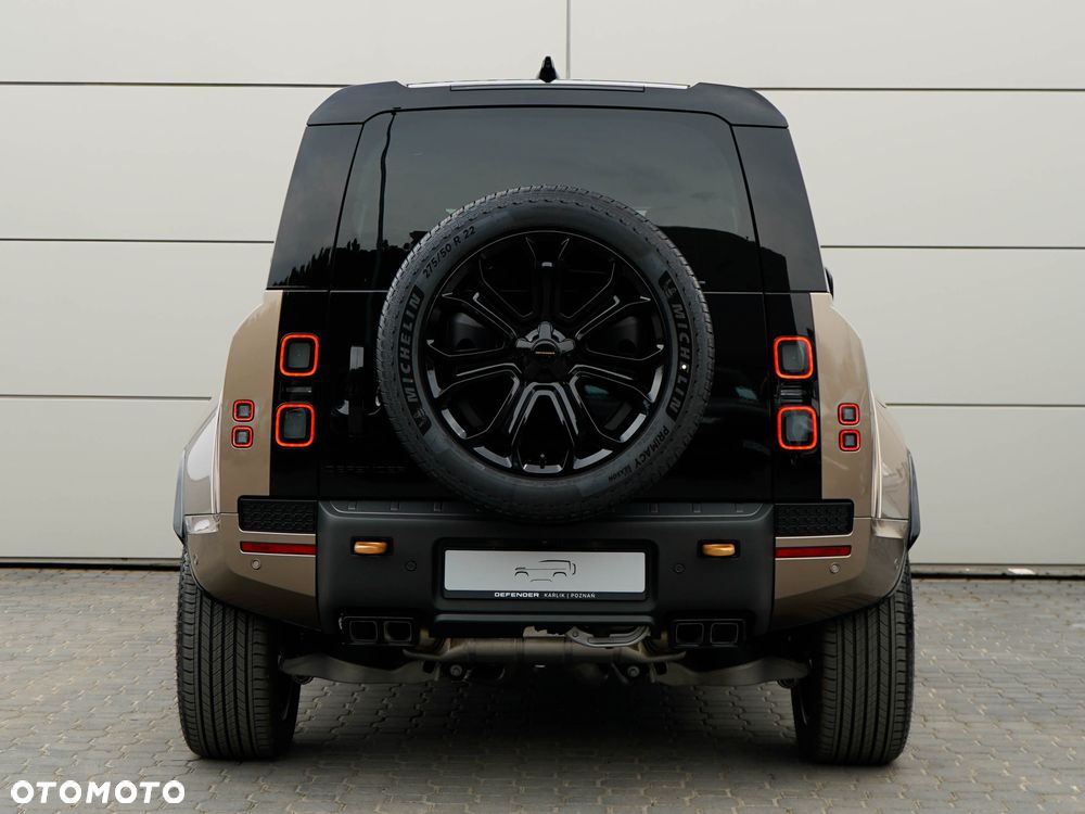 Land Rover Defender 4.4 P635 V8 mHEV Octa - 4