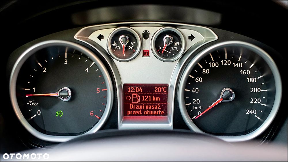 Ford Kuga - 19
