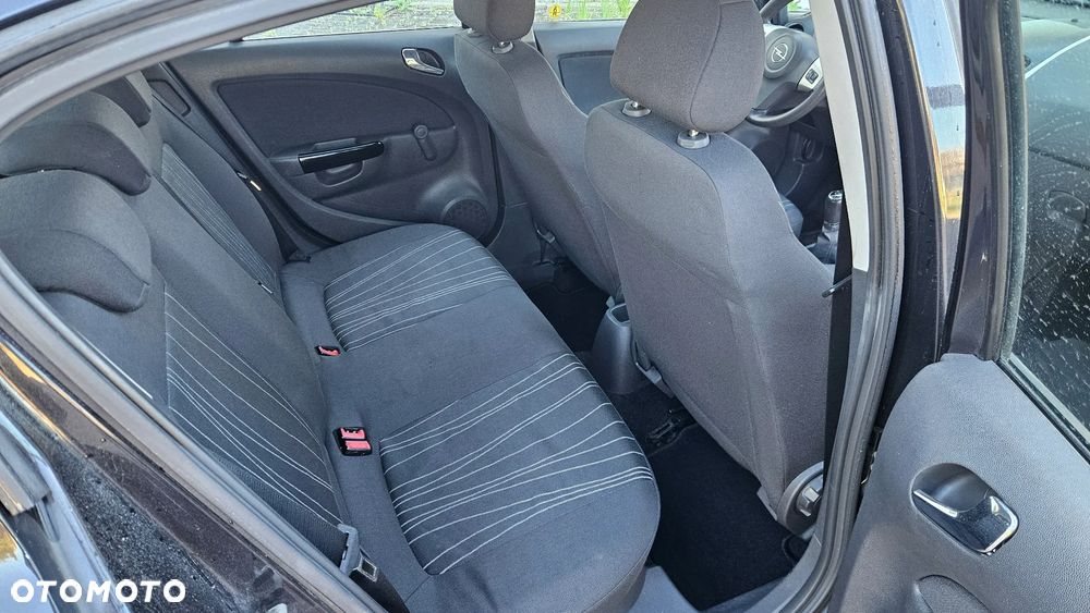 Opel Corsa 1.4 16V Enjoy - 8
